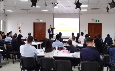 飛力達(dá)全體高管參加內(nèi)部控制專(zhuān)題培訓(xùn)